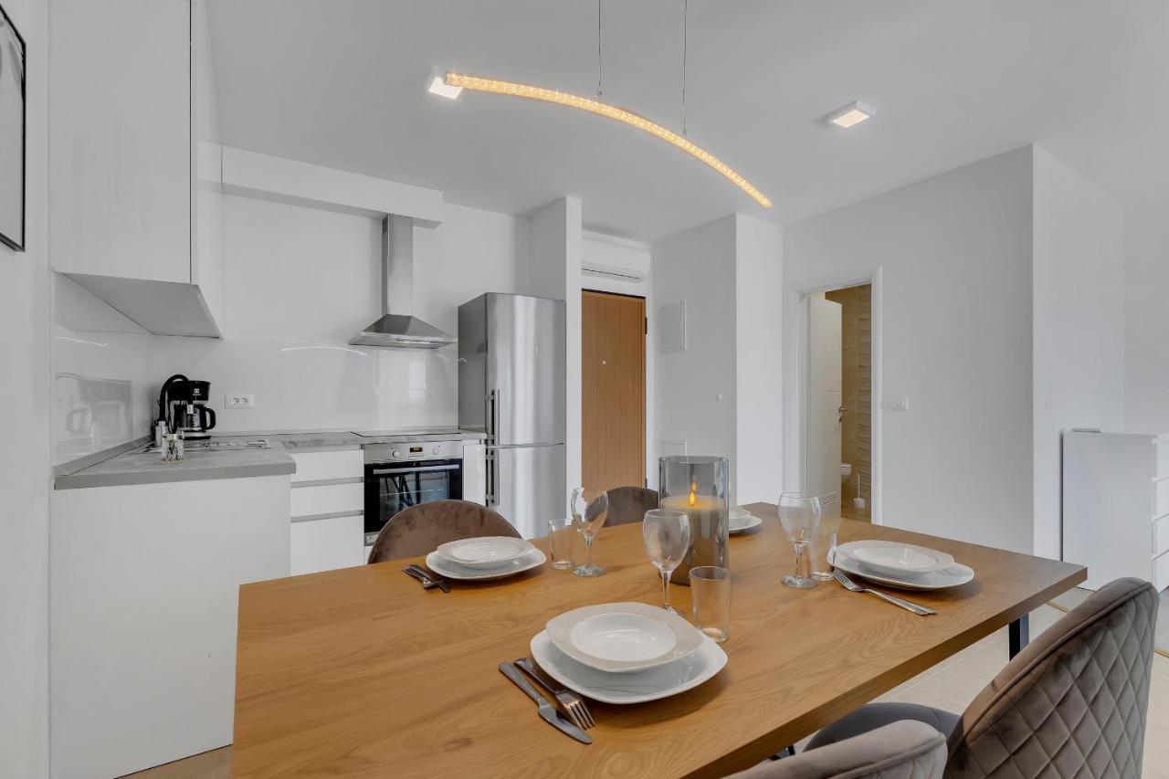 Seaview Apartment Ella Makarska Zewnętrze zdjęcie